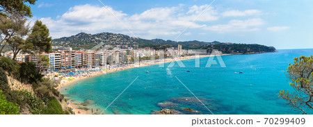 Beaches in Lloret de Mar Beaches in Lloret de Mar 70299409
