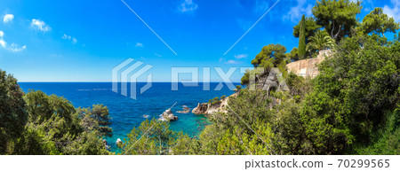 Coast of Lloret de Mar i 70299565