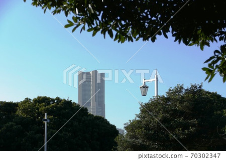 享有海港景色的山地公園 70302347