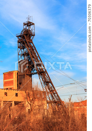 Old rusty mine headgear in Kryvyi Rih, Ukraine 70306379