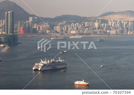 26 July 2007 the Kowloon Waterfront Promenade at hong kong 70307394