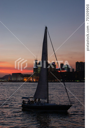 22 June 2007 the dock of Royal Hong Kong Yacht Club 70309908