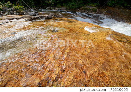 A mountain stream that will sink into the dam lake, Akita Prefecture A mountain stream that will sink into the dam lake, Akita Prefecture 70310095