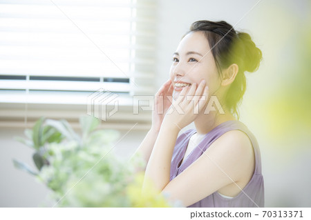 美女 美女 70313371