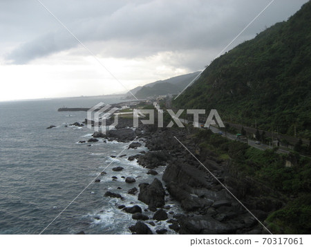 台灣宜蘭-12/24/2010:頭城北關海潮公園的海岸 台灣宜蘭-12/24/2010:頭城北關海潮公園的海岸 70317061