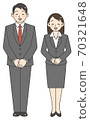 穿著西裝打招呼的男人和女人 70321648