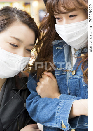 A woman who is chilly A woman who is chilly 70329099