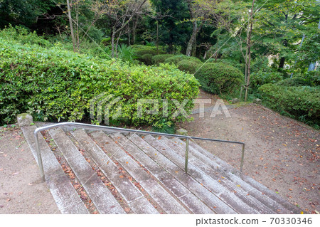 Utsubuki Park Asking "To a Faraway Town" 70330346