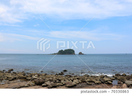 從鹽吹公園 靜岡縣伊東市 看鐵石島 照片素材 圖片 70330863 Pixta圖庫