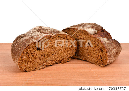 Loaves of traditional round rye bread Loaves of traditional round rye bread 70337737
