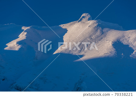富良野的雪山 富良野的雪山 70338221