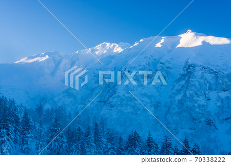 富良野冰雪山 70338222