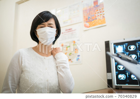 medical examination, physical examination, female 70340829