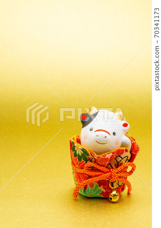 2021 Zodiac cow (Ox, Ushi) New Year's card material 70341173
