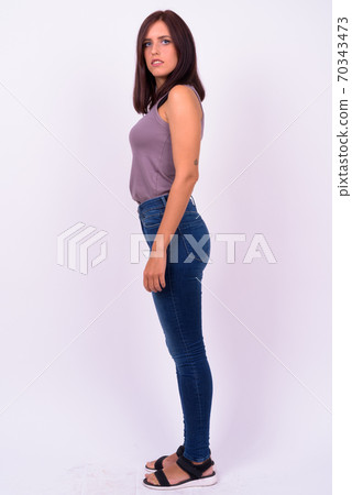 Full body shot of young beautiful woman Full body shot of young beautiful woman 70343473