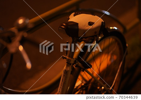 Giraffe-like saddle Giraffe-like saddle 70344639