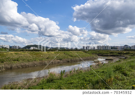 京畿道始興市 70345932