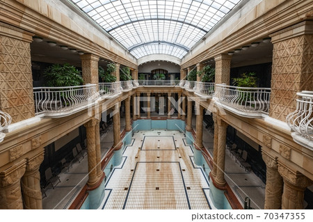 Traditional bath with swimming pool 70347355