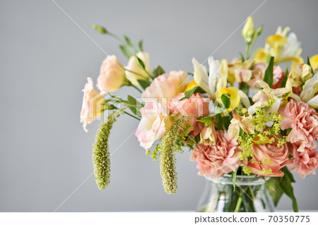 Bouquet 005, step by step installation of flowers in a vase. Flowers bunch, set for home. Fresh cut flowers for decoration home. European floral shop. Delivery fresh cut flower. Bouquet 005, step by step installation of flowers in a vase. Flowers bunch, set for home. Fresh cut flowers for decoration home. European floral shop. Delivery fresh cut flower. 70350775
