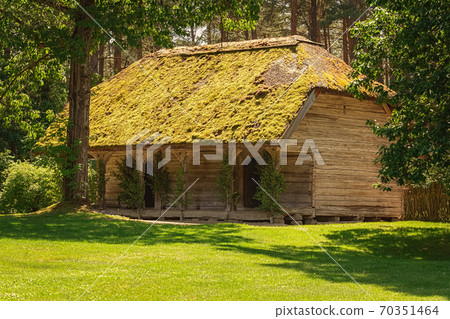 Old house in rural area Old house in rural area 70351464