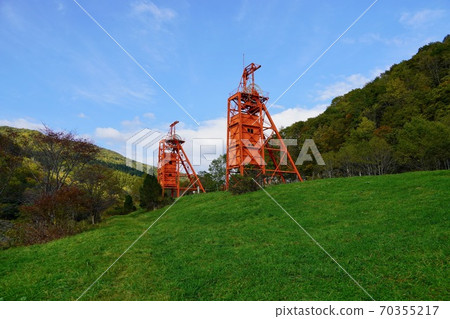 Coal Mine Memorial Forest Park / Vertical Rolling Tower Coal Mine Memorial Forest Park / Vertical Rolling Tower 70355217