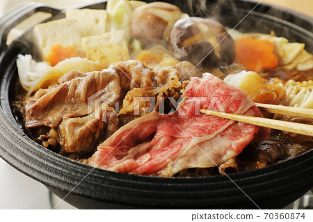 Sukiyaki of domestic Wagyu beef loin Sukiyaki of domestic Wagyu beef loin 70360874