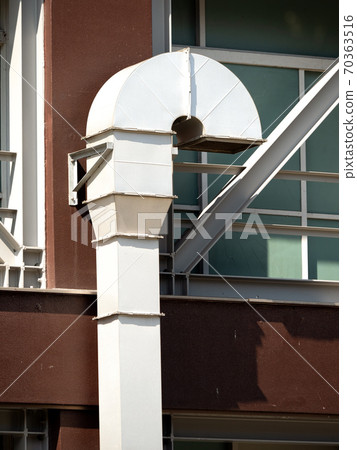 Building exhaust duct 70363516