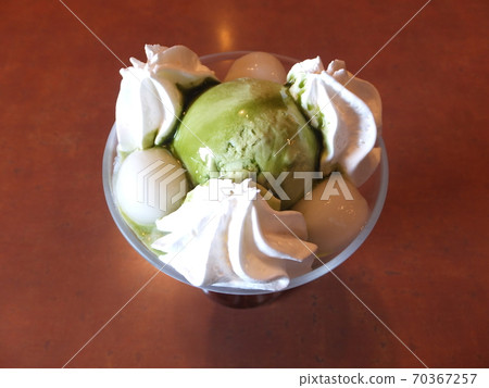 Matcha parfait with white balls Matcha parfait with white balls 70367257