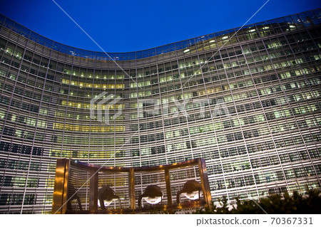Berlaymont Berlaymont 70367331