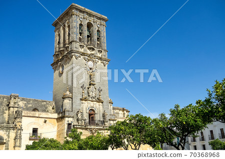 Bell tower of Santa Maria de la Asuncion church in Arcos de la Frontera, Spain Bell tower of Santa Maria de la Asuncion church in Arcos de la Frontera, Spain 70368968