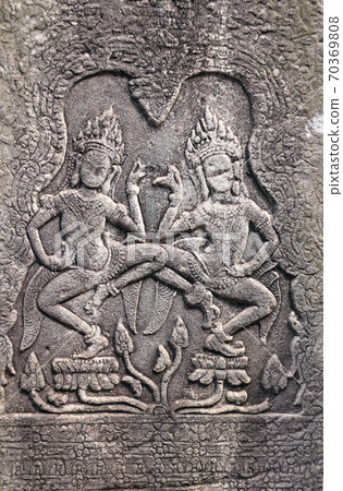 Wall carving with dancer apsara, Angkor Wat, Siem Reap, Cambodia Wall carving with dancer apsara, Angkor Wat, Siem Reap, Cambodia 70369808