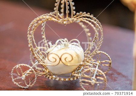 結婚戒指 結婚戒指 70371914