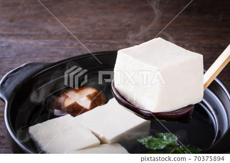 Simmered tofu 70375894