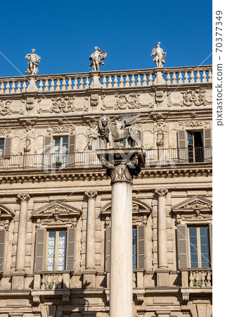 Maffei Palace and winged Lion of Saint Mark - Verona Veneto Italy Maffei Palace and winged Lion of Saint Mark - Verona Veneto Italy 70377349