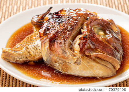 Boiled red sea bream (red sea bream). 70379408