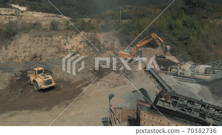 Equipment for machinery excavating coal. Equipment for machinery excavating coal. 70382736