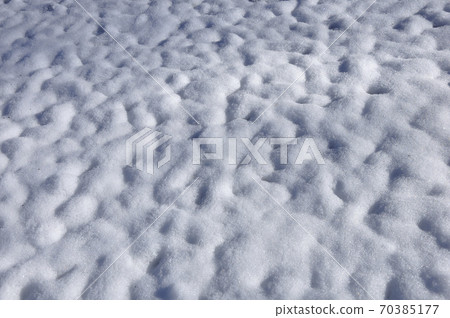 淡澤山的鍋山山上積雪 淡澤山的鍋山山上積雪 70385177
