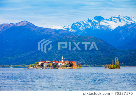 Isola Pescatori, Lago Maggiore Lake Isola Pescatori, Lago Maggiore Lake 70387170