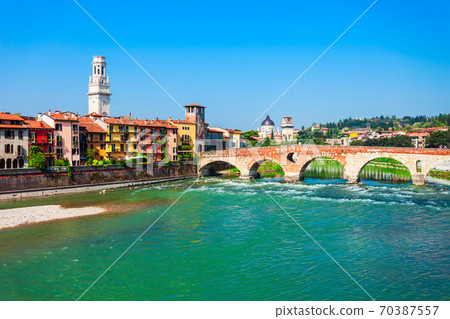 Ponte Pietra bridge in Verona Ponte Pietra bridge in Verona 70387557