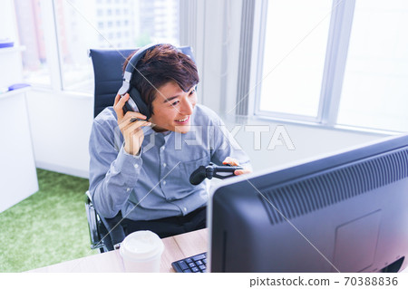 Esports game online network battle [New normal for safe leisure in Corona] 70388836