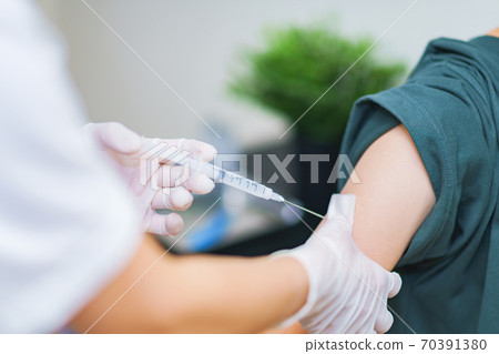 Vaccination Vaccination Injection [Corona Disaster Medical] 70391380
