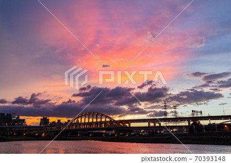 Twilight view of the beautiful First MacArthur Bridge Twilight view of the beautiful First MacArthur Bridge 70393148