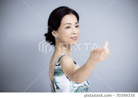 Beauty image for women in their 50s Beauty image for women in their 50s 70399339