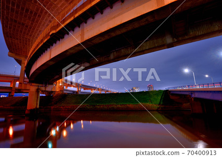 Night view of Horikiri junction 70400913