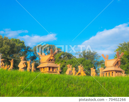 哈尼瓦(Haniwa)在城市/ Imagizuka Tumulus 哈尼瓦(Haniwa)在城市/ Imagizuka Tumulus 70402266