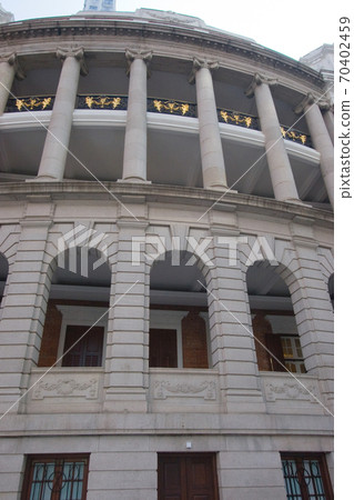 28 April 2007 the front of Kom Tong Hall, Sun 70402459