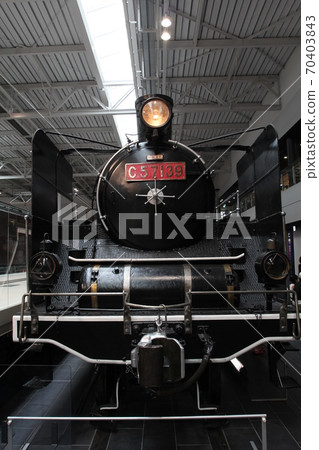 線性鐵路大廈C57型蒸汽機車 70403843