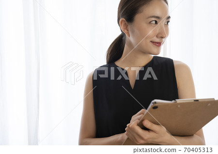 woman working woman working 70405313