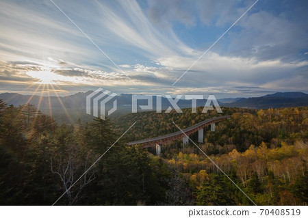 北海道秋葉和三國通過十月 70408519