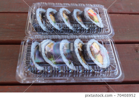 Handmade seaweed roll 70408952